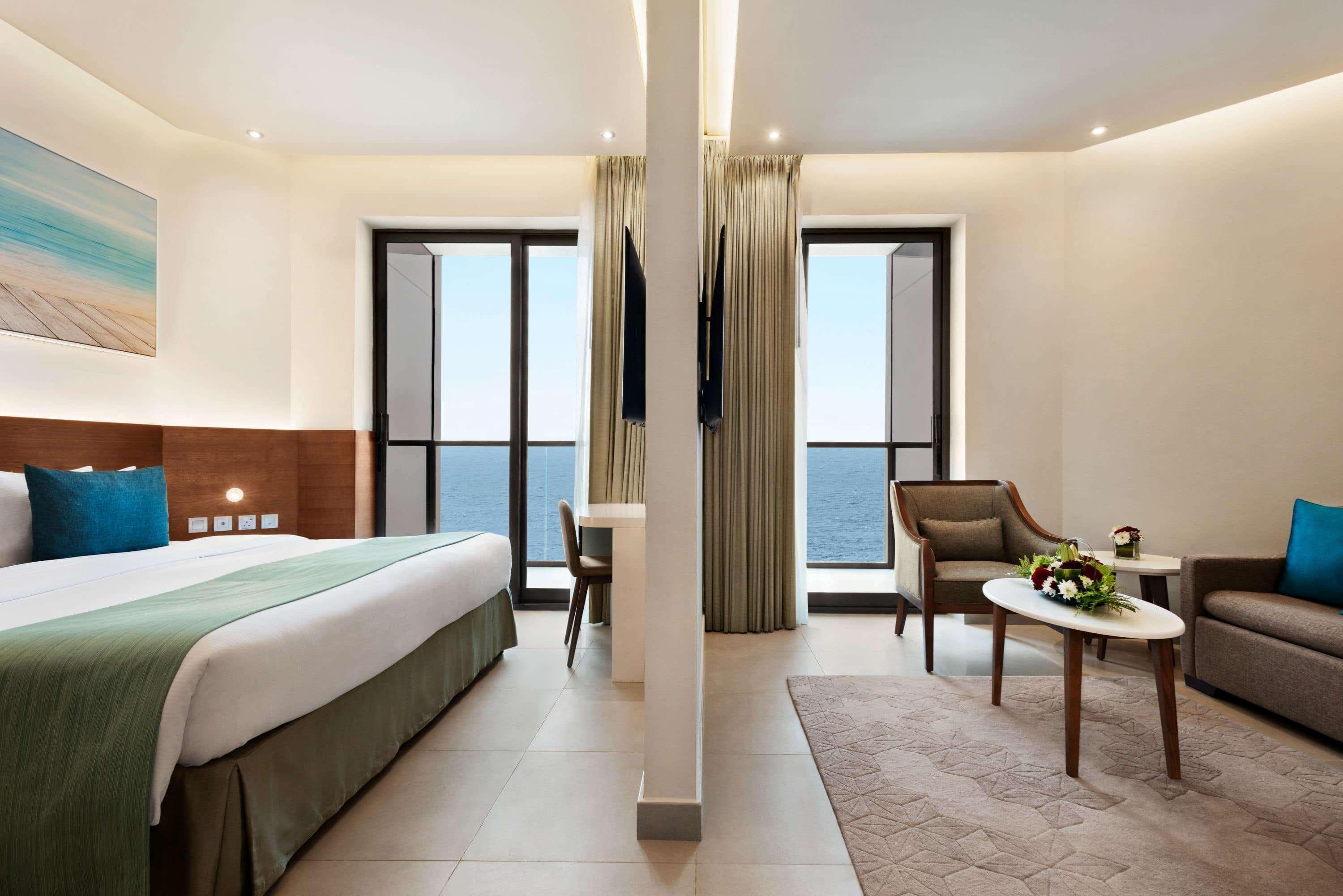 Wyndham Garden Ajman Corniche Hotel Eksteriør billede